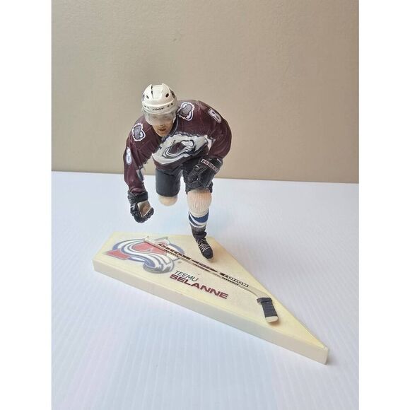 Colorado Avalanche Teemu Selane Figure - Picture 1 of 5